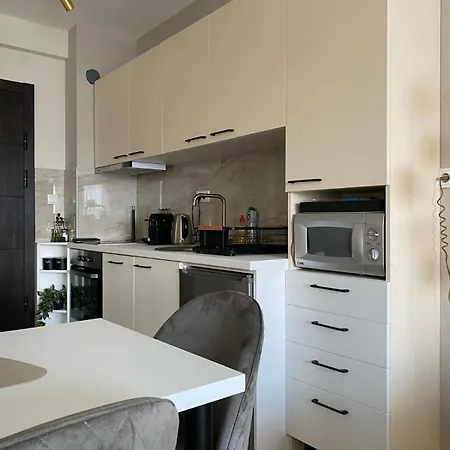 Astera 4 Apartment
