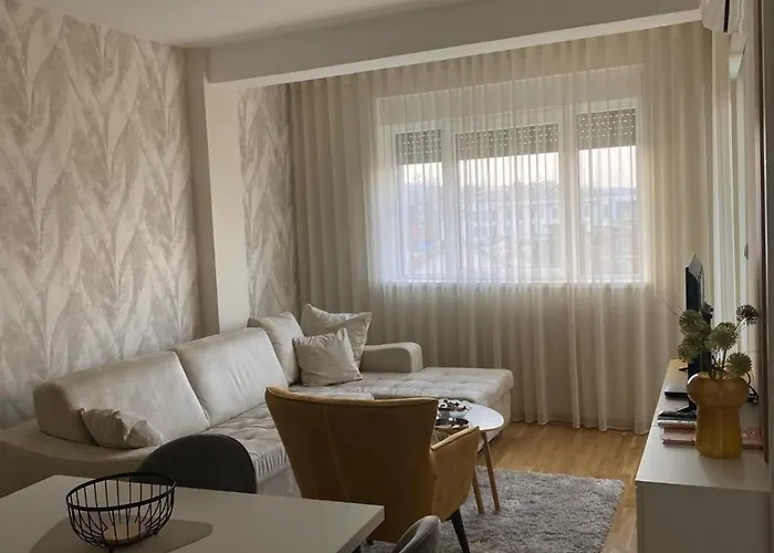 Apartament Astera 4 *